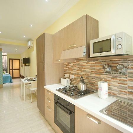 Sliema Duplex 1 Bedroom Apartment - Sleeps 4 Ngoại thất bức ảnh